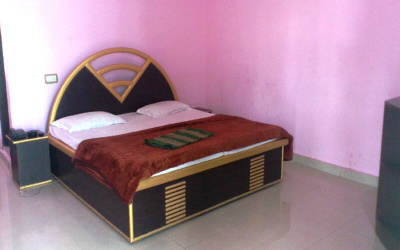 Kahlon Hotel & Restaurant, Rudrapur 3